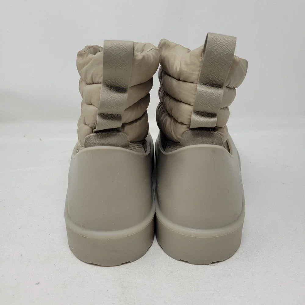 UGG Boots Mens Size 12 Beige Thinsulate Insulated Water Resistant Snow
